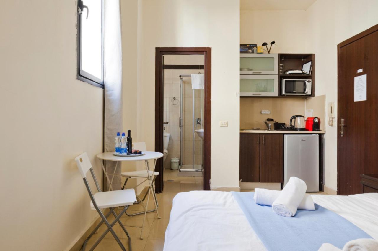 Nhe Rothschild'S Corner Apartment Тел Авив Екстериор снимка
