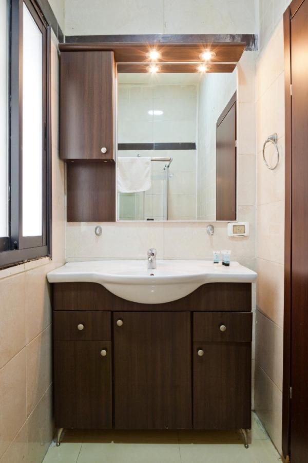 Nhe Rothschild'S Corner Apartment Тел Авив Екстериор снимка