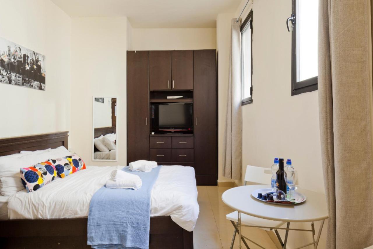 Nhe Rothschild'S Corner Apartment Тел Авив Екстериор снимка